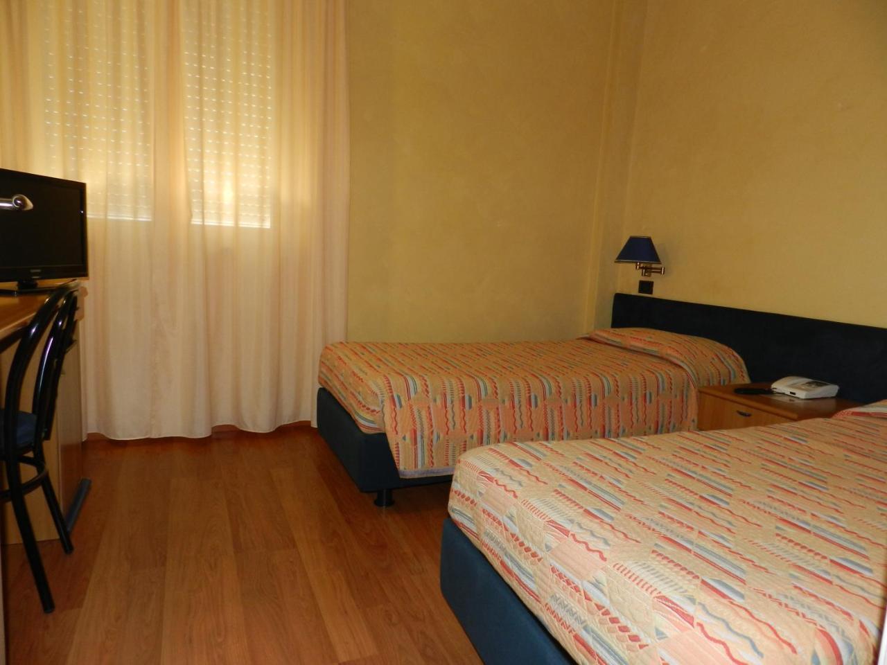 Hotel Victoria Porto San Giorgio Extérieur photo